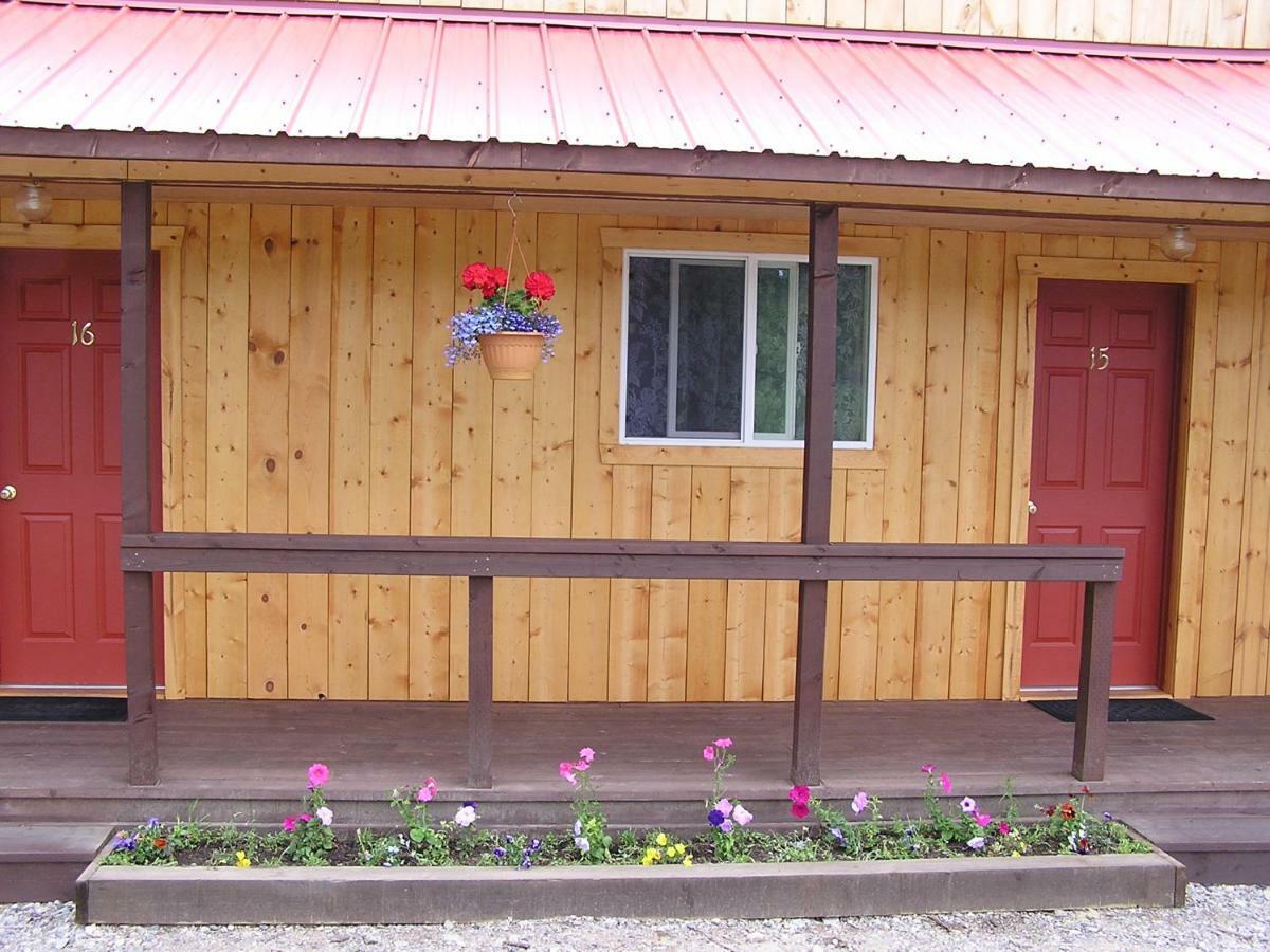 White Moose Lodge Хілі Екстер'єр фото